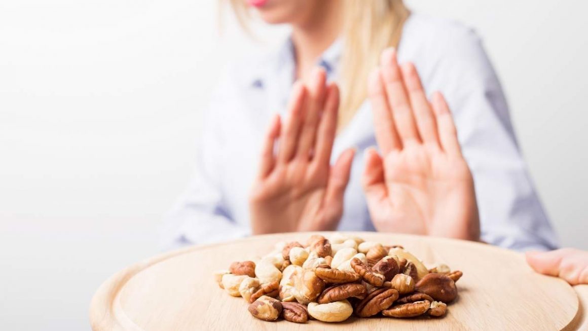 Pernah Dengar Soal Alergi Makanan? Ini 5 Bahan yang Sering Banget Bikin Alergi!
