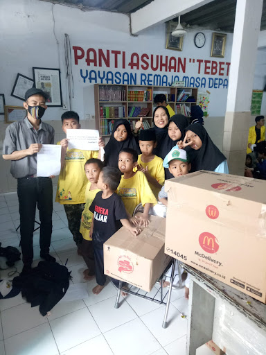 foodspot Berbagi: 175 Porsi McDonald’s untuk Panti Asuhan “Tebet” Remaja Masa Depan